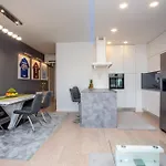 Seaside Haven Apartment *