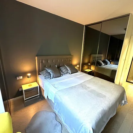 Seaside Haven Split