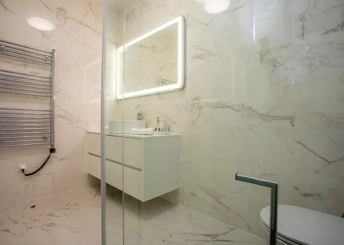 Seaside Haven Apartman *